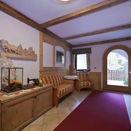 Merk Apartment *